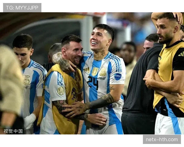 恩佐·费尔南德斯训练完回家路上还在背战术板？